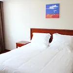 Greentree Inn Shanghai East Xietu Road Zhizaoju Road Express Hotel
