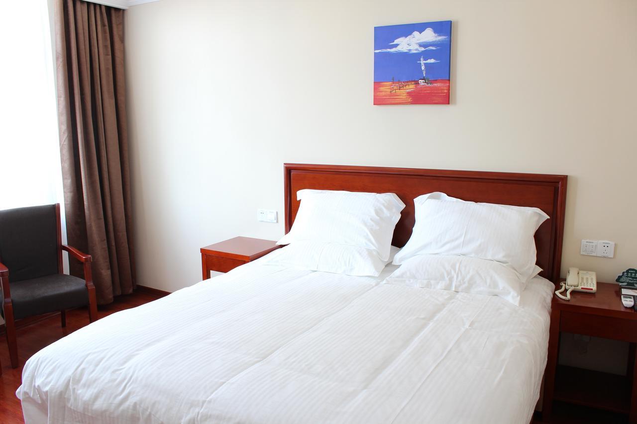 Greentree East Xietu Road Zhizaoju Road Express Hotel 2*