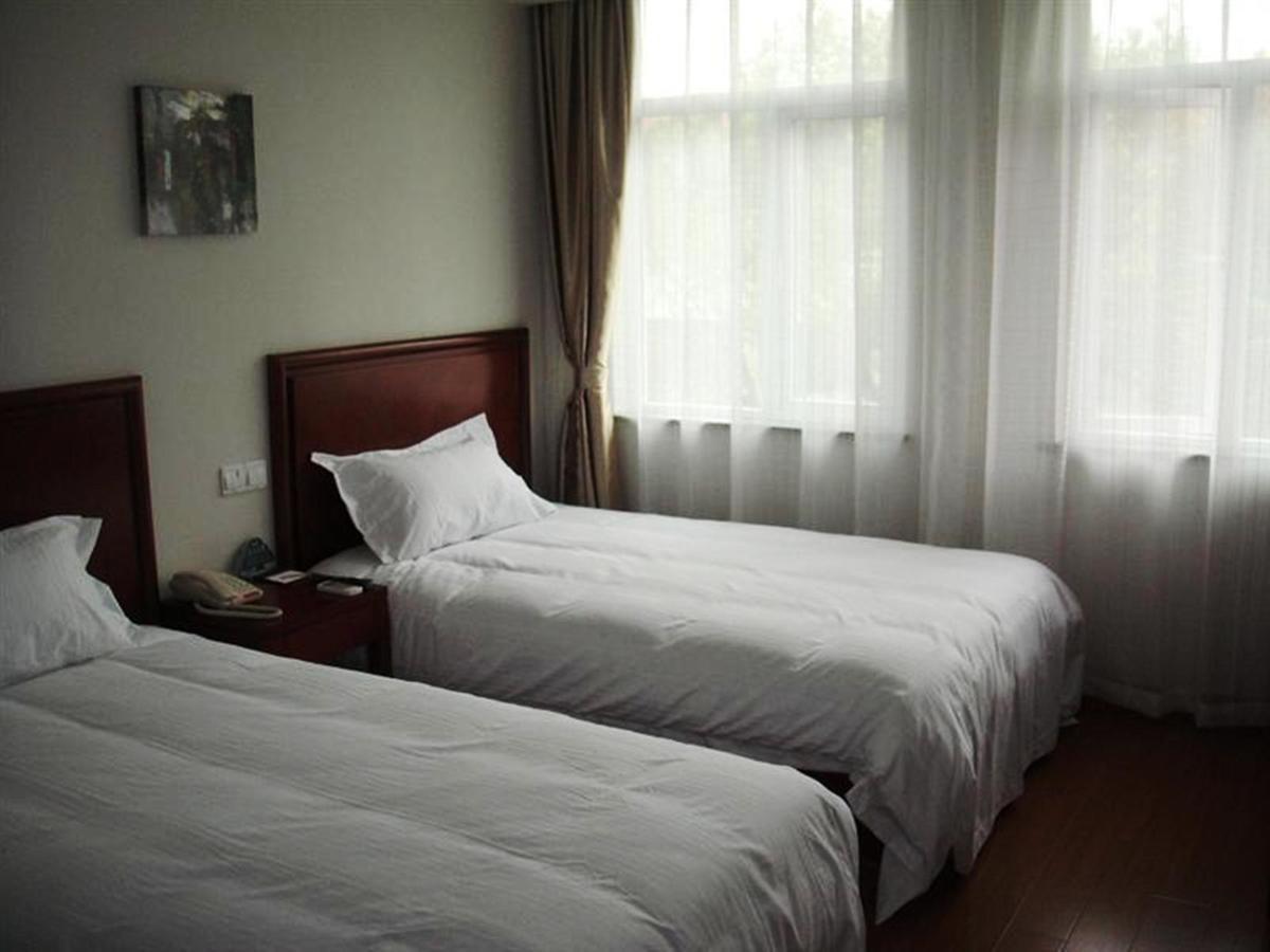 Greentree East Xietu Road Zhizaoju Road Express Hotel 2*